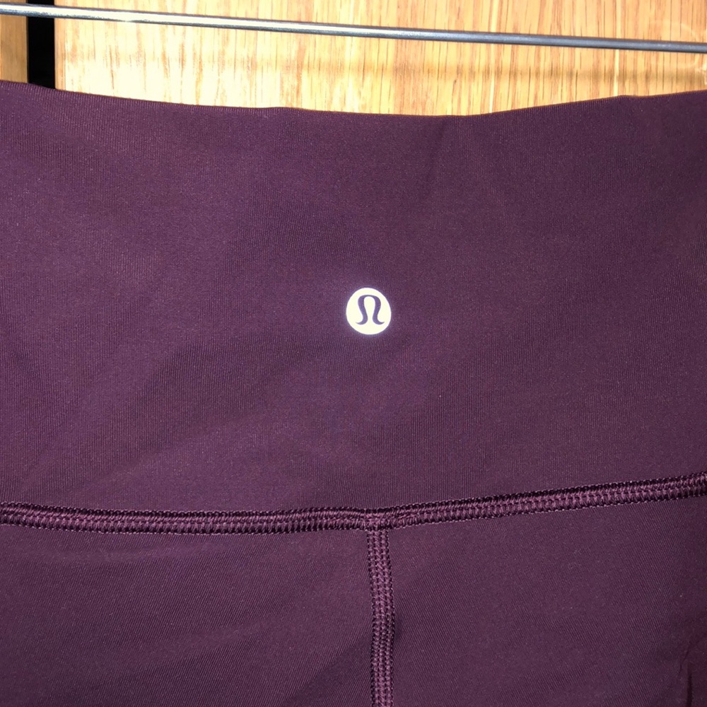 Maroon - Picture 3 of 3